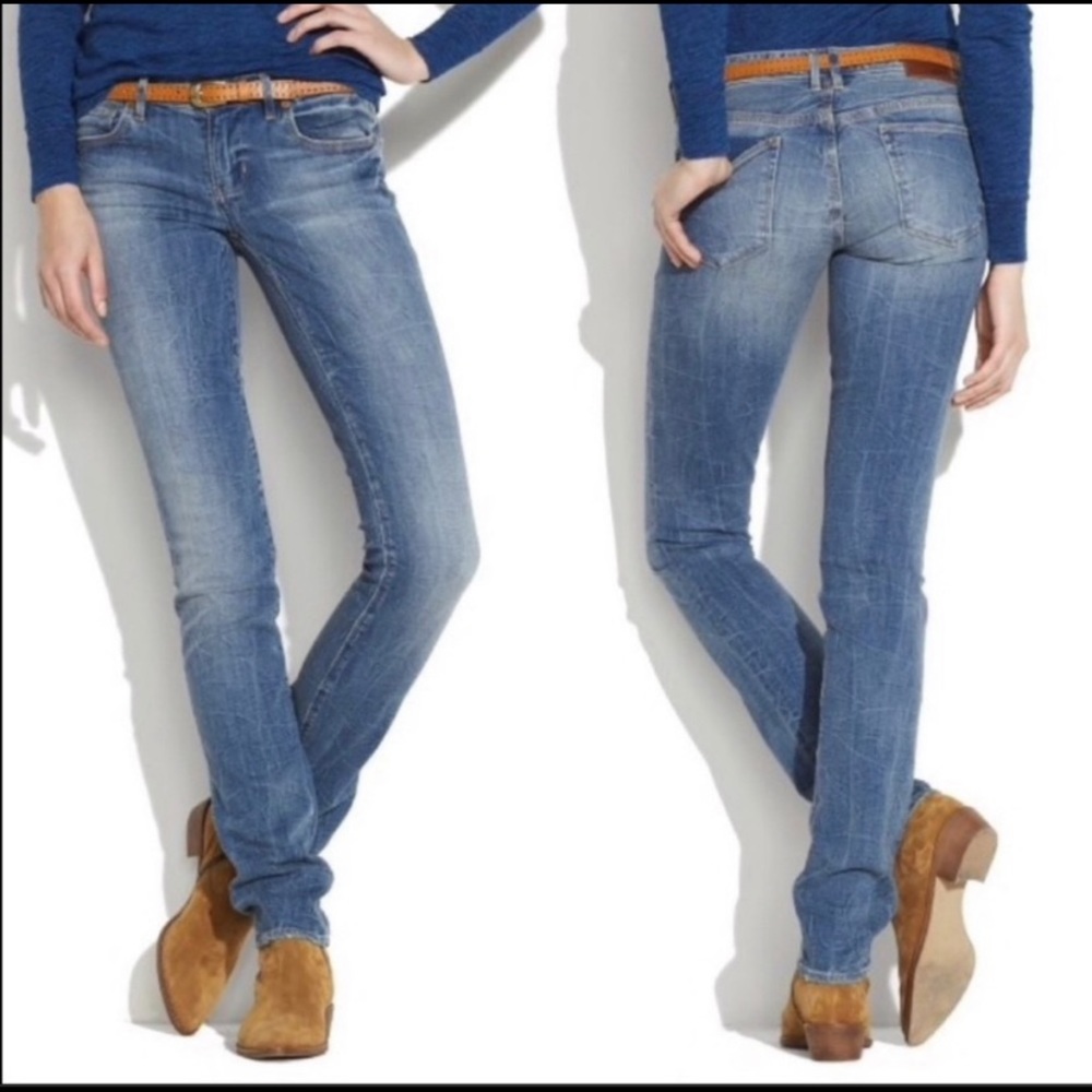 Madewell | Rail Straight Light Blue Wash Jeans